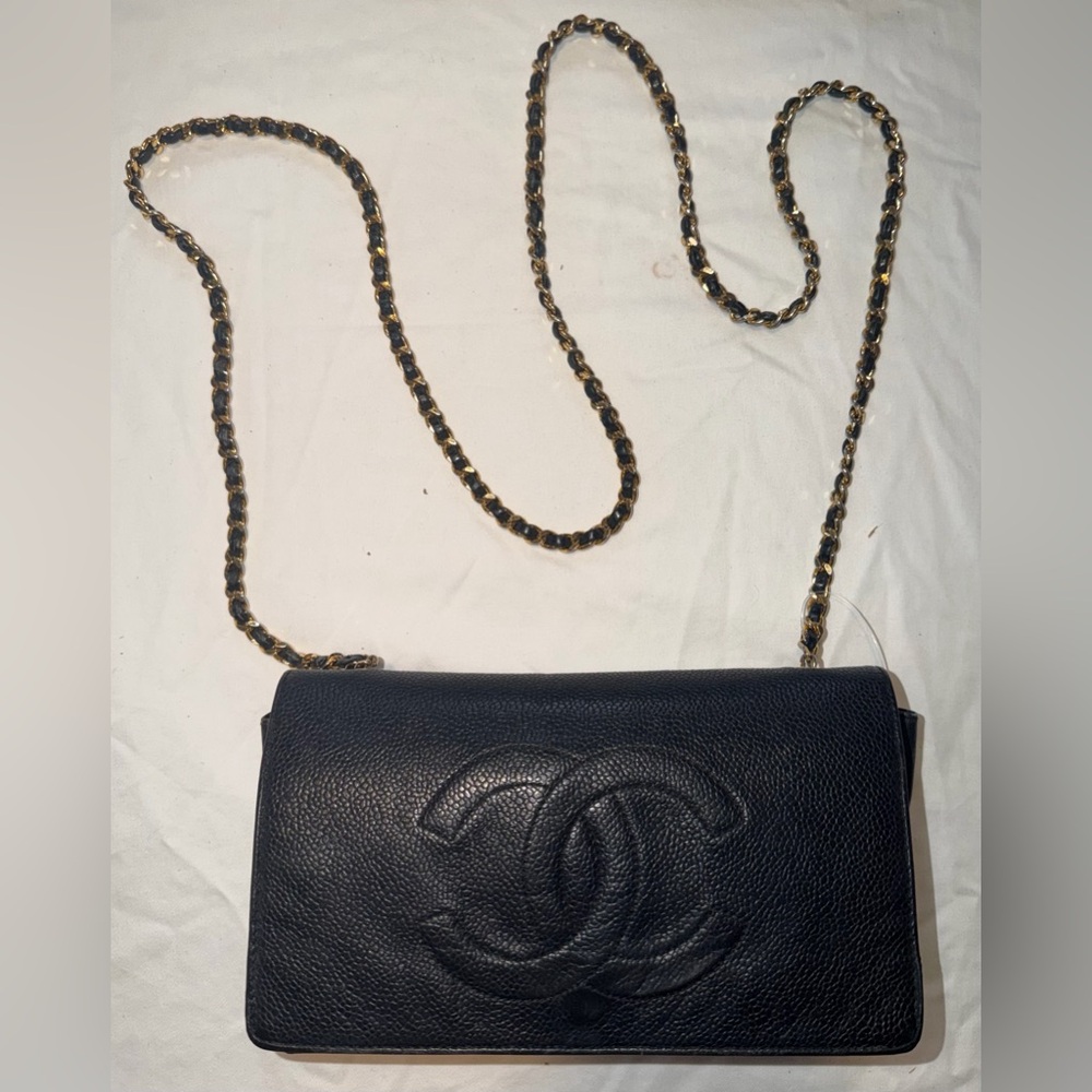 Chanel Black caviar Textured mini flap classic timeless WOC Crossbody Bag 24k